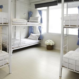 Dormitory Room Mixed